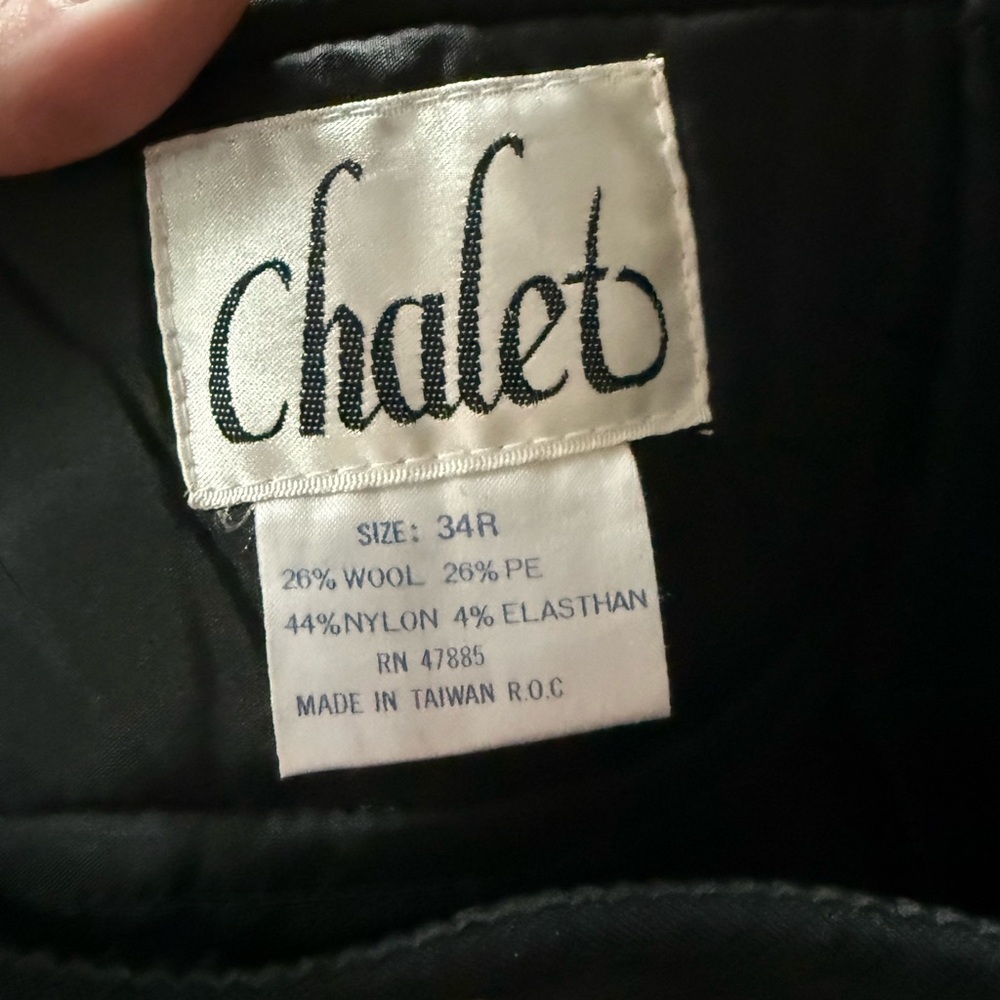 Chalet Black Quilted Apparel ski and snowboard athletic padded pants - Picture 5 of 6